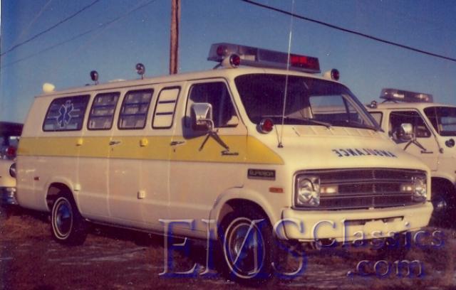 00391A1976SuperiorDodge,FraserRepossesionSoldToDelisle.jpg