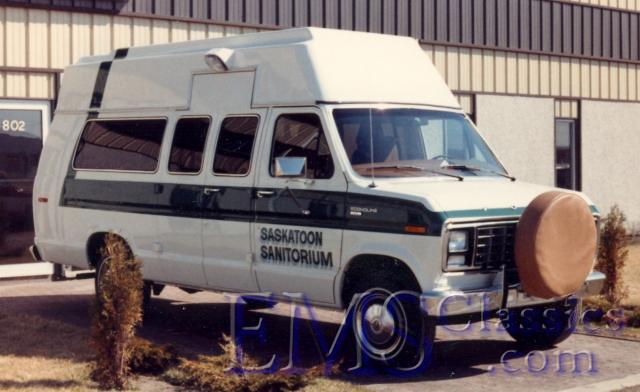 00429WH1982CrestlineFord,Sanitorium,SaskatoonSK.jpg