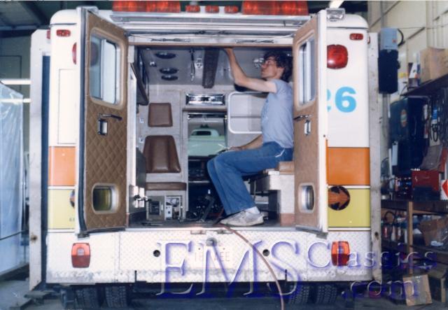 00809RM04.jpg