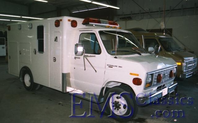 00818MA011985Ford,EdmontonAB.jpg