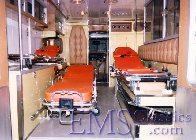 00876RM06.jpg