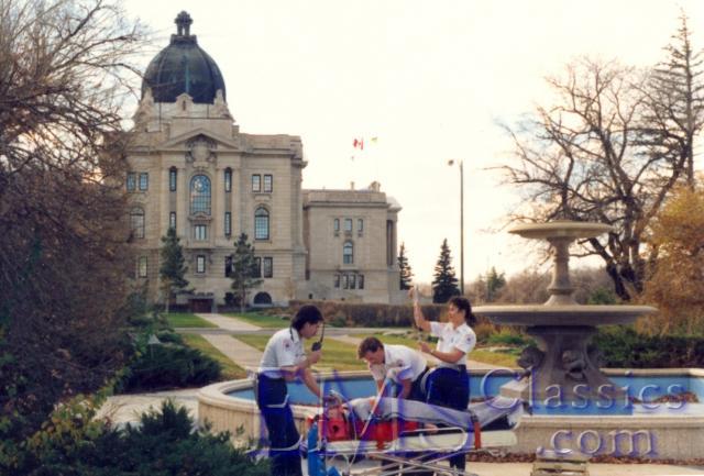 00877MA04,ReginaSK,photoJeffCalibaba.jpg
