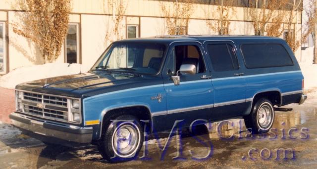 00891O1986RonnsGMSuburban.jpg