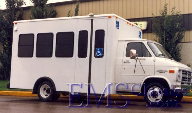 00955MHB011986CrestlineGM,Sherbrooke,SaskatoonSK.jpg