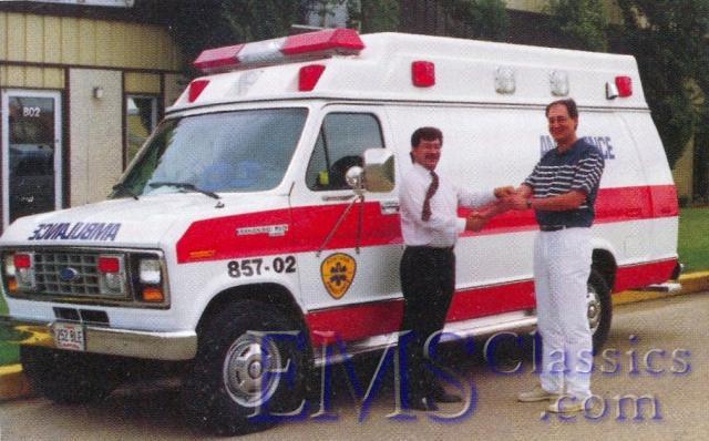 01433A011990StratusFord,CamHurnardBobTaylor,PortageMB.jpg