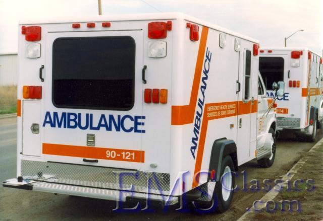 01495S1990Ford,OntarioMinistryofHealth,TorontoON.jpg
