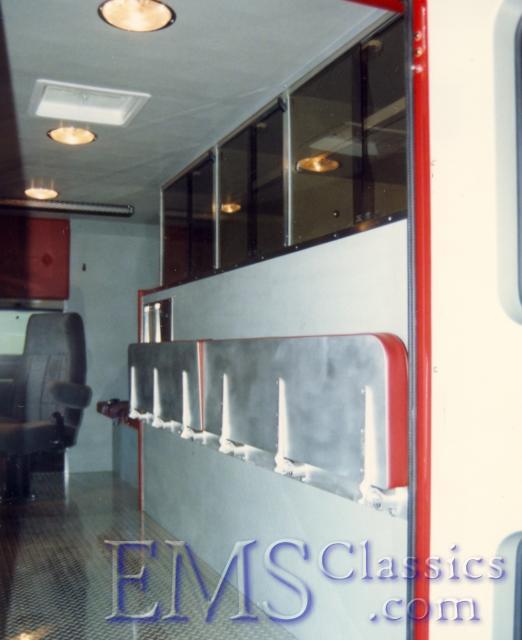 01660ESM09.jpg