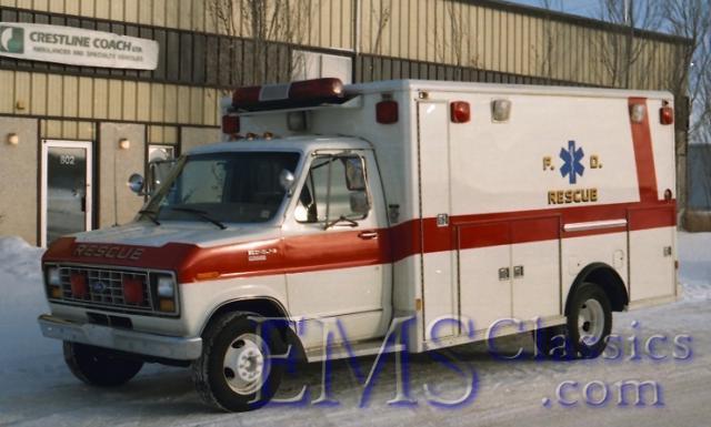 01718MA011983WheeledCoachFord,boughtinUS,soldtoManitouwadgeON.jpg