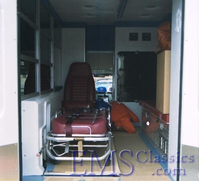 01743MA10.jpg