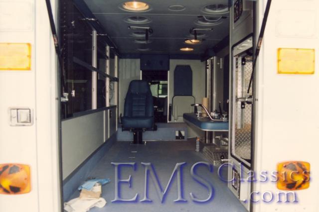 01796S05.jpg