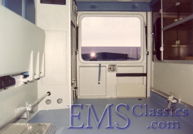 01796S06.jpg