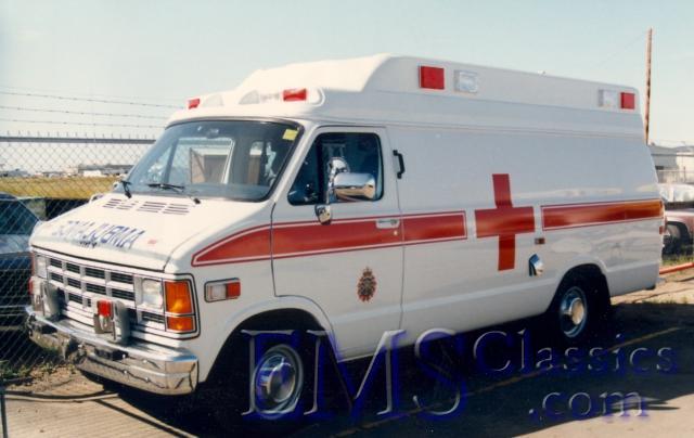 01868A011992Dodge,DepartmentofNationalDefence,CornwallisON.jpg