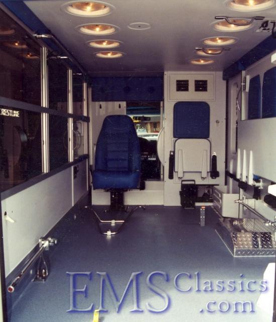 01984S05.jpg