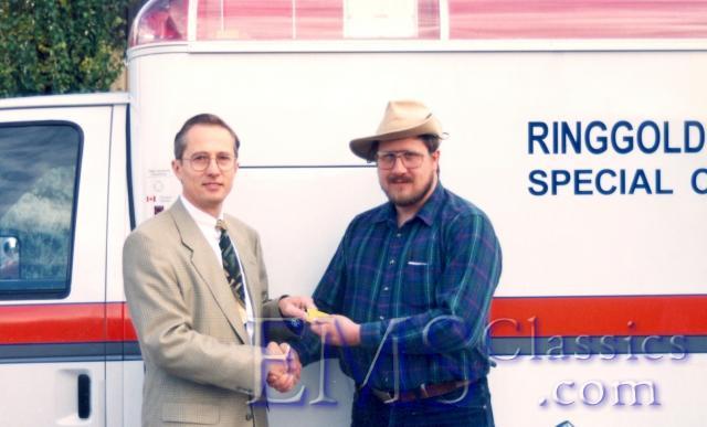 02137NE011994Ford,RinggoldCounty,MountAyr,IowaUSA.jpg