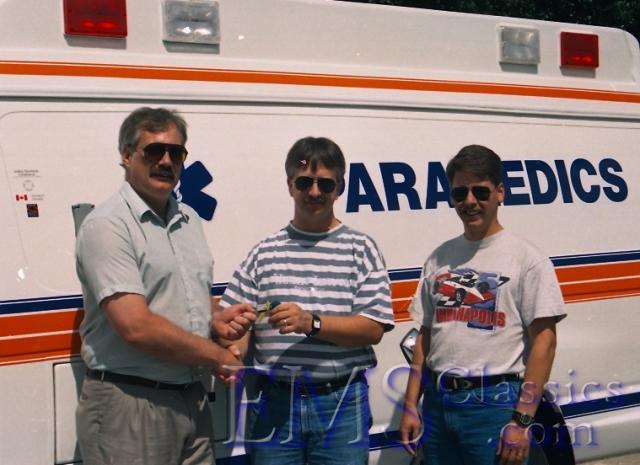 02324A011995Ford,MedicineHatAB.jpg