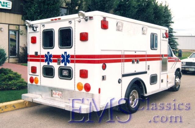 02366RM02.jpg