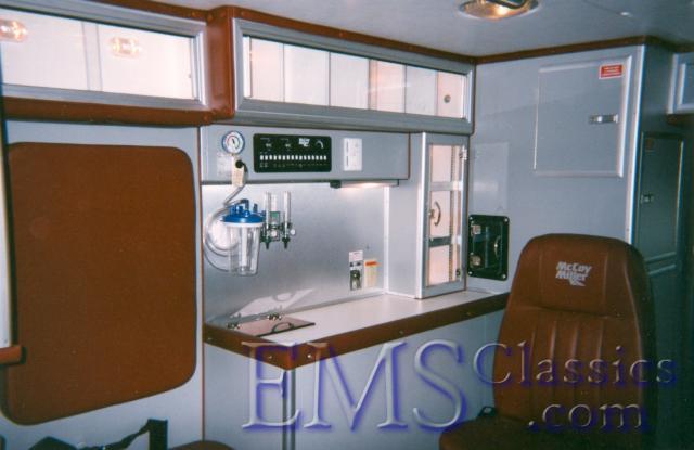 02373MA04.jpg