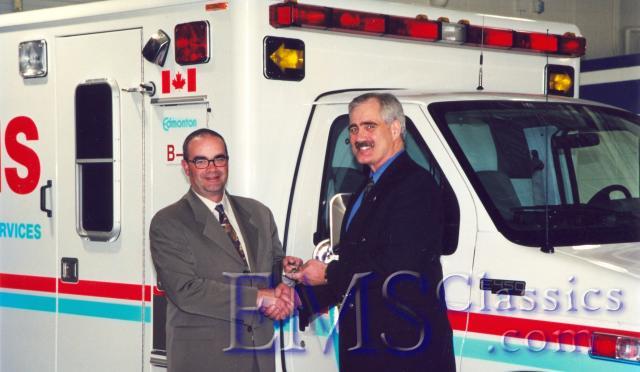 03428MA011999Ford,EdmontonAB,photoKenChow.jpg