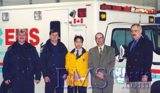 03428MA04,photoKenChow.jpg