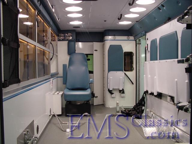 03838FM04.JPG