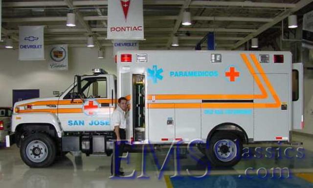 03849PBU05COMSAinstalledCrestlinebodyonto1999GMinMexico,thenexportedtoSanJose,CostaRica.jpg