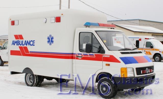 04000PBU07,differentdecalscomp.JPG