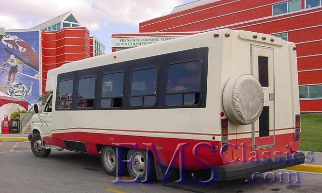04222B011987WayneFord,CanadaOlympicPark,CalgaryABtradesoldtoBanffTourServices,BanffAB.jpg