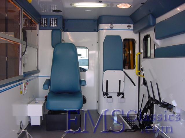 05029FM03.JPG