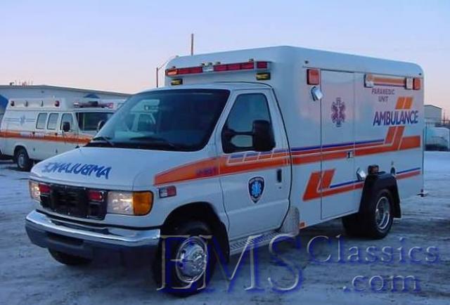 05037NE012003Ford,Interhospital,EdmontonAB.JPG