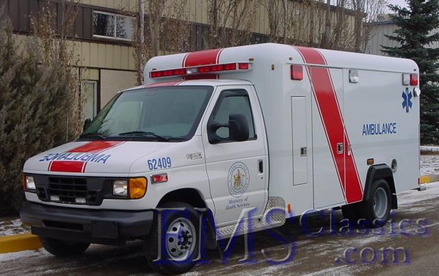 05173FM012003Ford,2003Prototype,BCMinistryofHealth,VictoriaBC.JPG