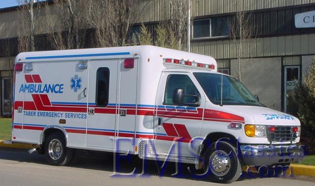 05225C012004Ford,TaberAB.JPG