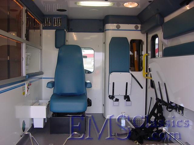 05226FM03.JPG