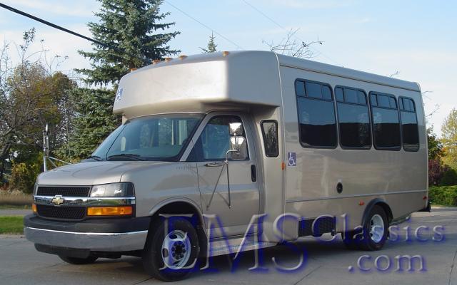 05445B012004GoshenGM,ParkPlace,OttawaON.JPG