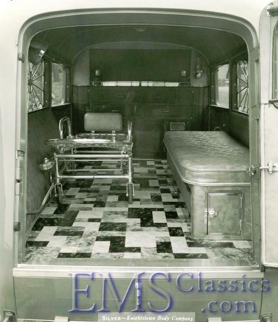 1930SilverKnightstown,photoDrRogerWhite.jpg