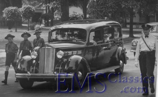 1937HenneyPackard,HicksFH,EssexON,photoWaltMcCall.jpg