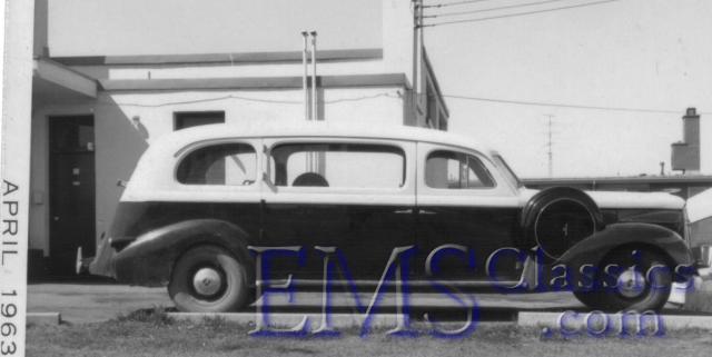 1938SuperiorLaSalle,TorontoON,photoWaltMcCall.jpg