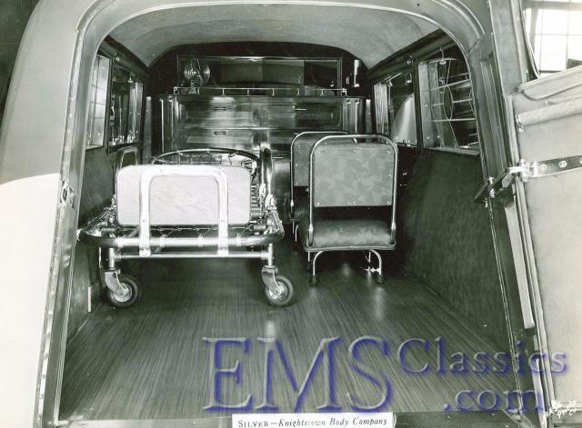 1939SilverKnightstownCadillac02,photoDrRogerWhite.jpg
