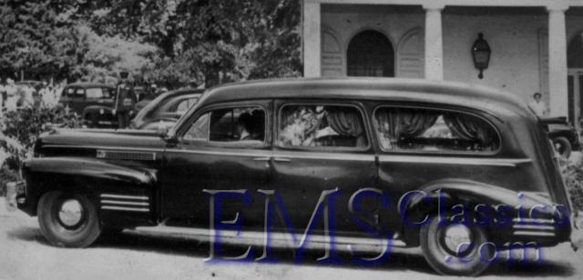 1941SSCadillacwithPresidentFranklinDRooseveltinWarmSpringsGA,photoWaltMcCall.jpg