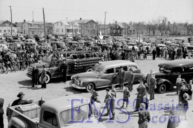 1947SuperiorPontiac,PontRouge,phMartinHarvey.jpg