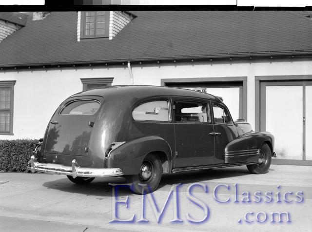 1947SuperiorPontiac,WhitesFH,SusanvilleCA2copy.jpg