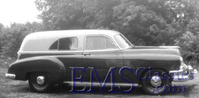1950JLittlePontiac,IngersollON,photoWaltMcCall.jpg