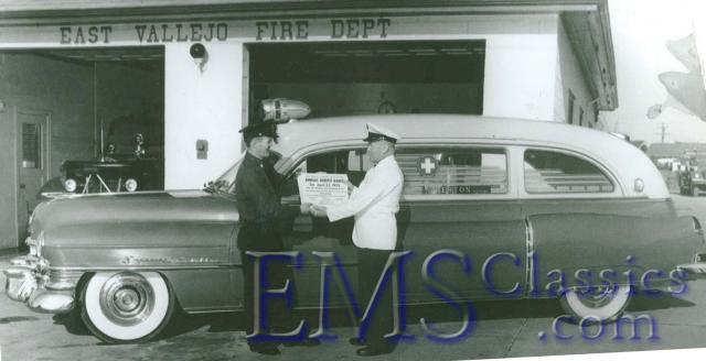 1950SuperiorCadillac,55newspaper,EastVallejoCA,photoDrRogerWhite.jpg