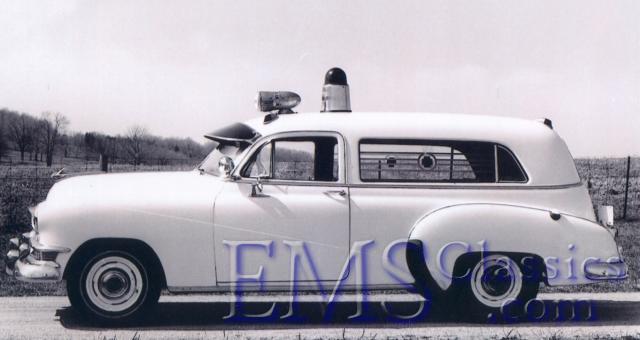 1951Pontiac,SteadmanFH,BrigdenON,photoKentRoduck.jpg