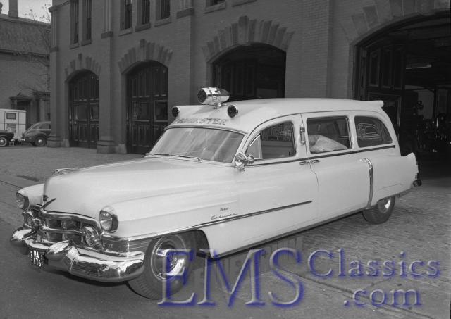 1952MeteorCadillac,Leomistercopy.jpg