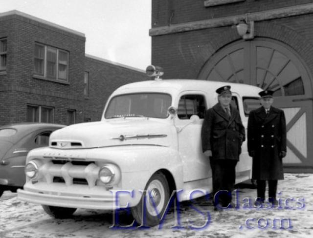 1952StCathMercury,ThunderBayMuseum978.1.477a.jpg