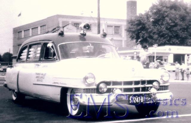1952SuperiorCadillac,ThamesValleyAS,LondonON,photoChrisSkelton.jpg