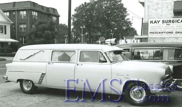 1952WellerFord,photoDrRogerWhite01.jpg