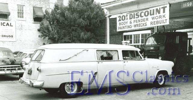 1952WellerFord,photoDrRogerWhite02.jpg