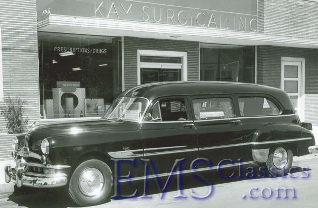 1952WellerPontiac,photoDrRogerWhite.jpg