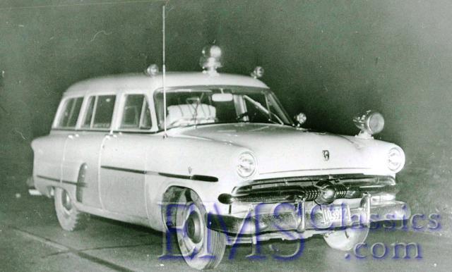 1953Ford,McCrackenFH,PanaIL,photoDrRogerWhite.jpg